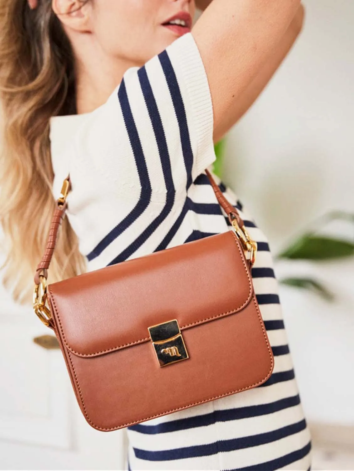 Sammy Vegan Recycled Grain Crossbody | Camel